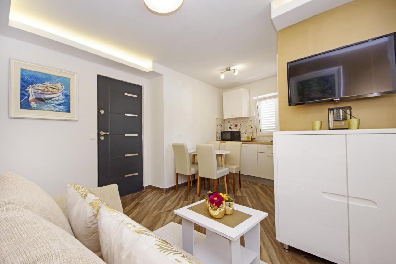 Apartments By The Sea Baska Voda, Makarska - 17570 Baška Voda Exterior foto